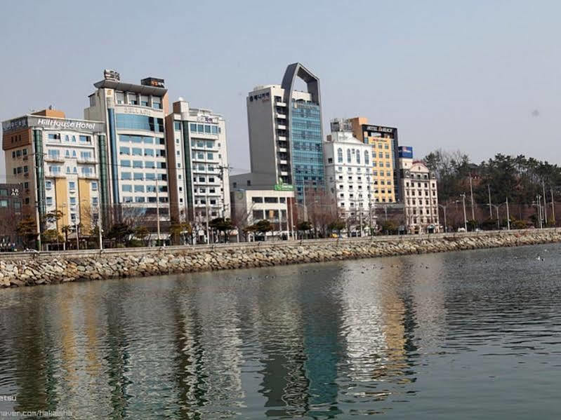 B&Beach Tourist Hotel Yeosu Εξωτερικό φωτογραφία